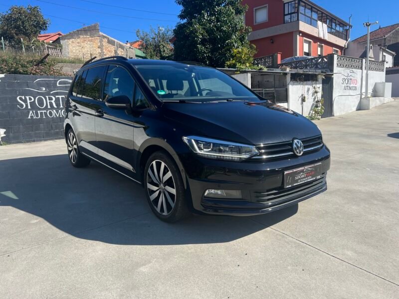 VOLKSWAGEN Touran 2.0 tdi sport