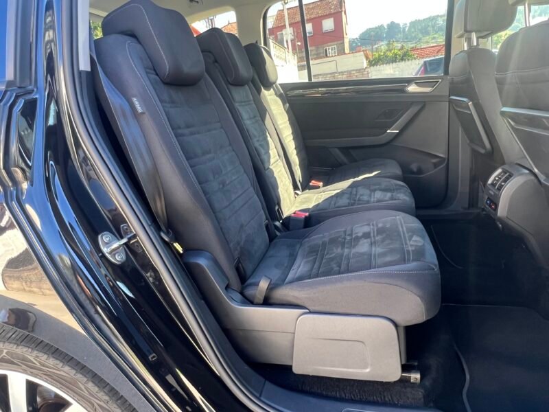 VOLKSWAGEN Touran 2.0 tdi sport