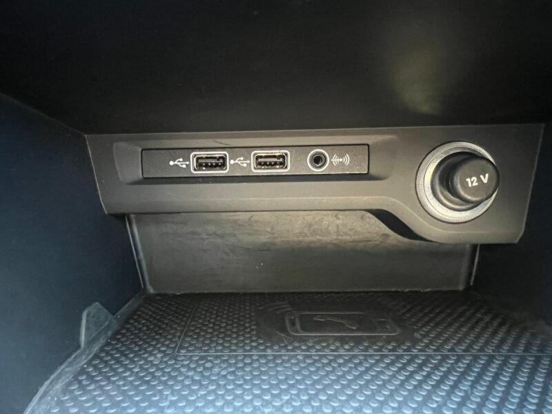 VOLKSWAGEN Touran 2.0 tdi sport