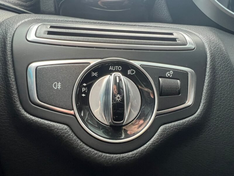 Mercedes Clase GLC 220 BlueTEC Sportive AMG Estate 5p.
