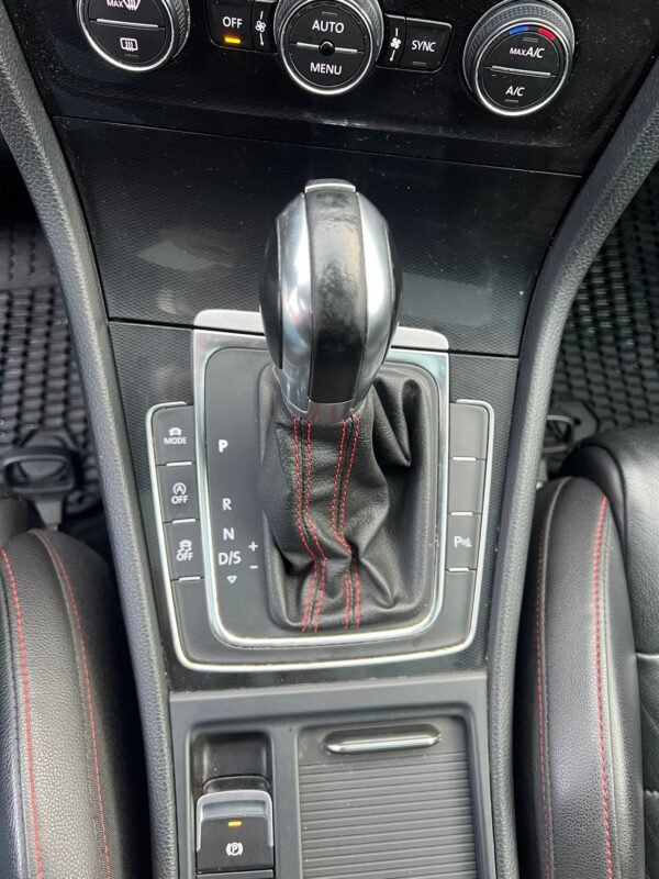 VOLKSWAGEN Golf GTI Performance 2.0 TSI 230cv DSG BMT 5p.