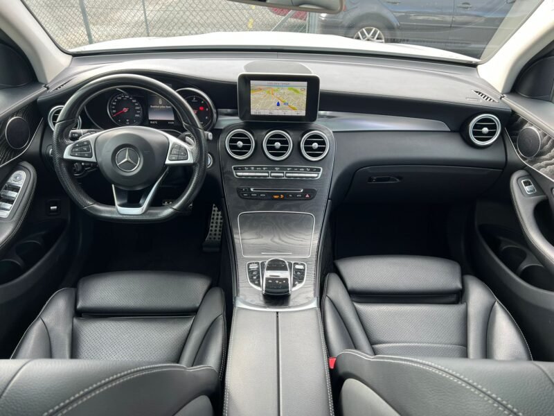 Mercedes Clase GLC 220 BlueTEC Sportive AMG Estate 5p.