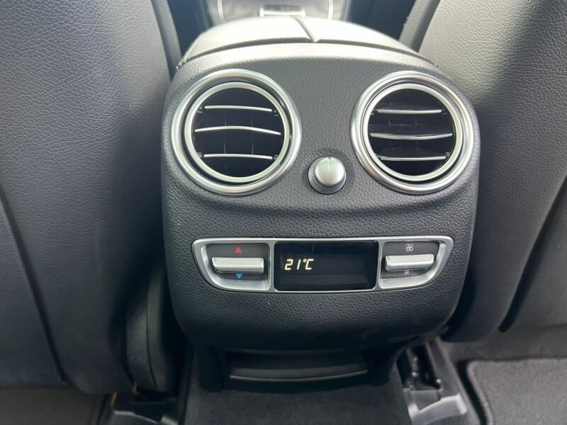 Mercedes Clase GLC 220 BlueTEC Sportive AMG Estate 5p.
