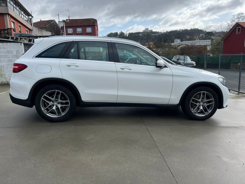Mercedes Clase GLC 220 BlueTEC Sportive AMG Estate 5p.