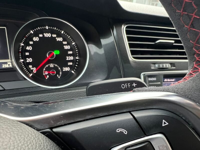 VOLKSWAGEN Golf GTI Performance 2.0 TSI 230cv DSG BMT 5p.