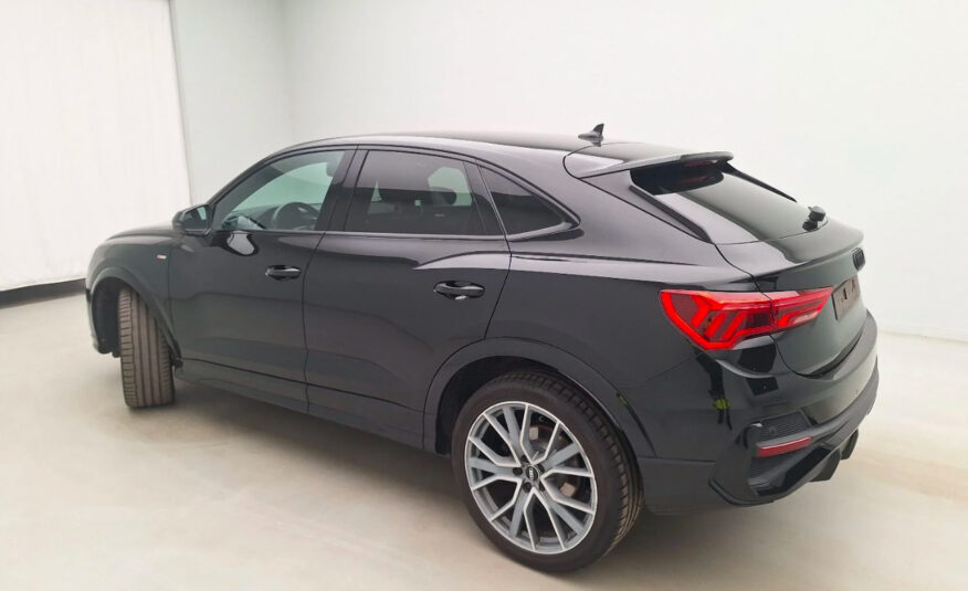 AUDI Q3 35 tdi 150cv sportback black edition s line