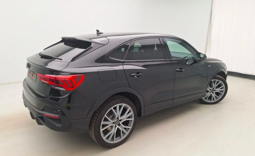 AUDI Q3 35 tdi 150cv sportback black edition s line