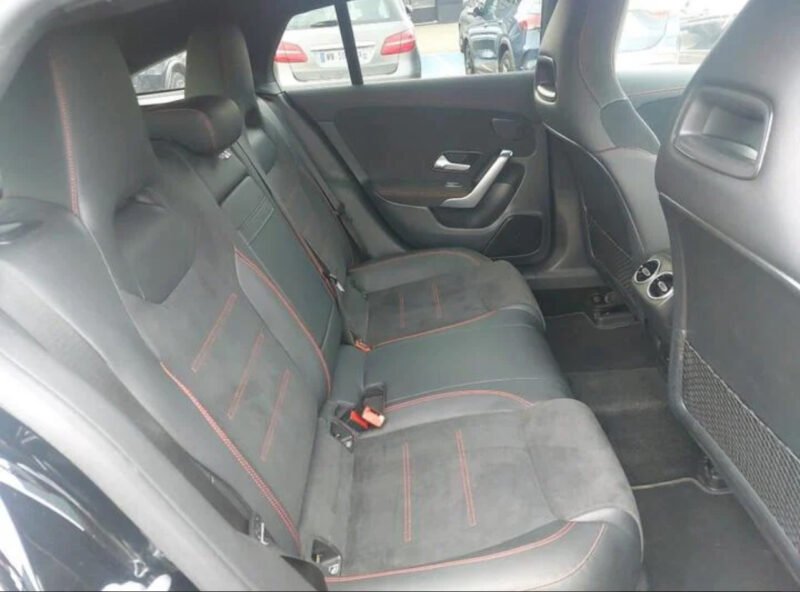 MERCEDES-BENZ Cla Cla 180d 116cv amg line