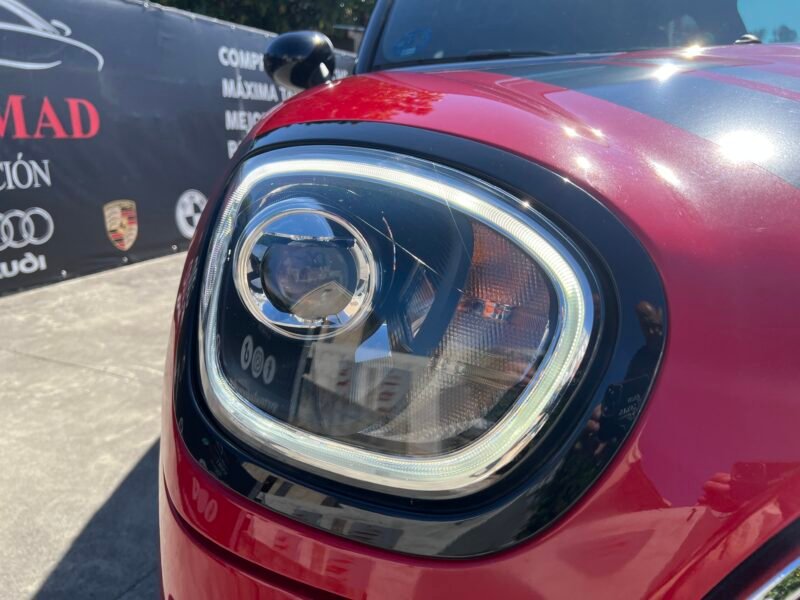 MINI Countryman Se all4 John Cooper works trim