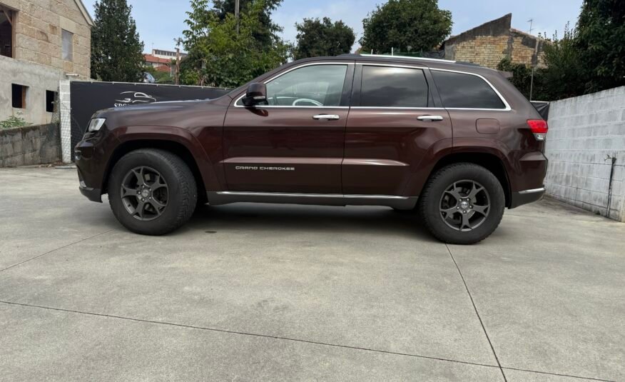 Jeep Grand Cherokee 3.0 crd summit 250cv