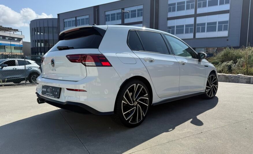 VOLKSWAGEN Golf Gtd 2.0 tdi 200cv