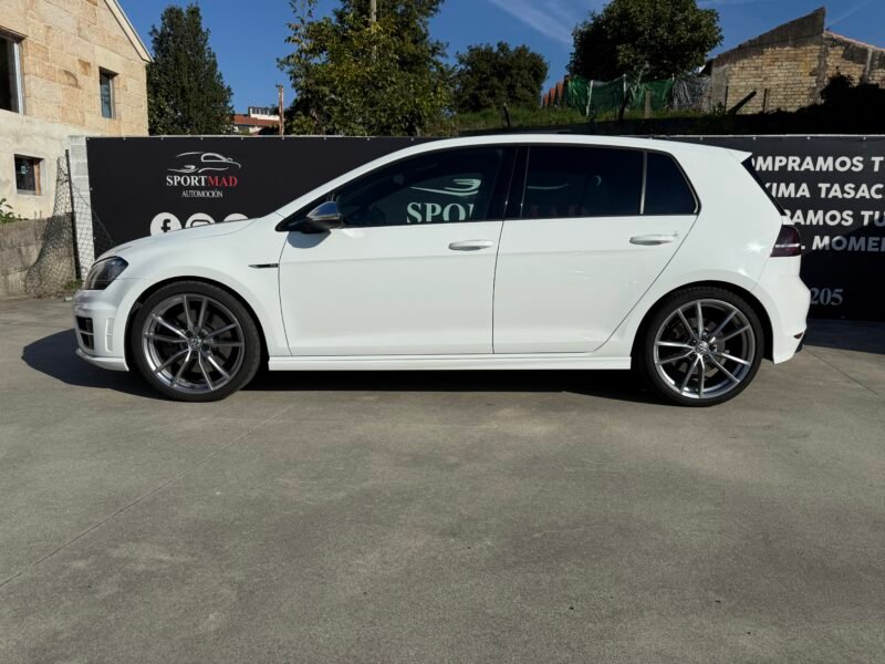 VOLKSWAGEN Golf R 300CV